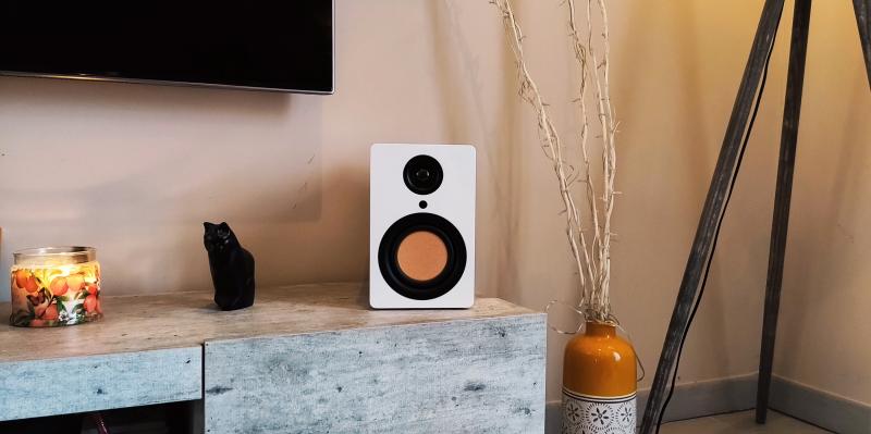  - Mitchell Acoustics uStream One | Photos des enceintes bibliothèque